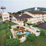 Honeysuckle Inn & Conference Center in Branson MO