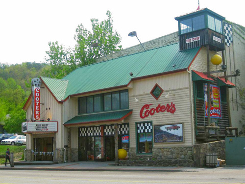 Cooter S Place Of The Smokies Gatlinburg Tn Tripster