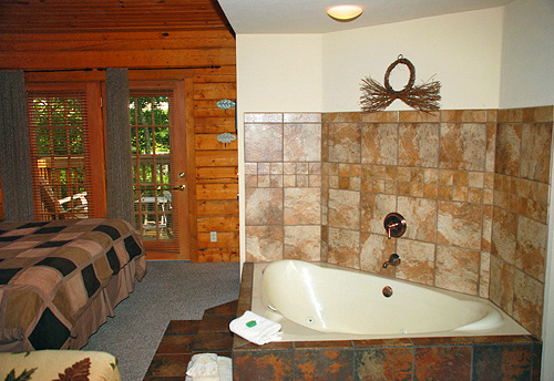 Cabins At Grand Mountain Branson Mo Branson Cabins Tripster