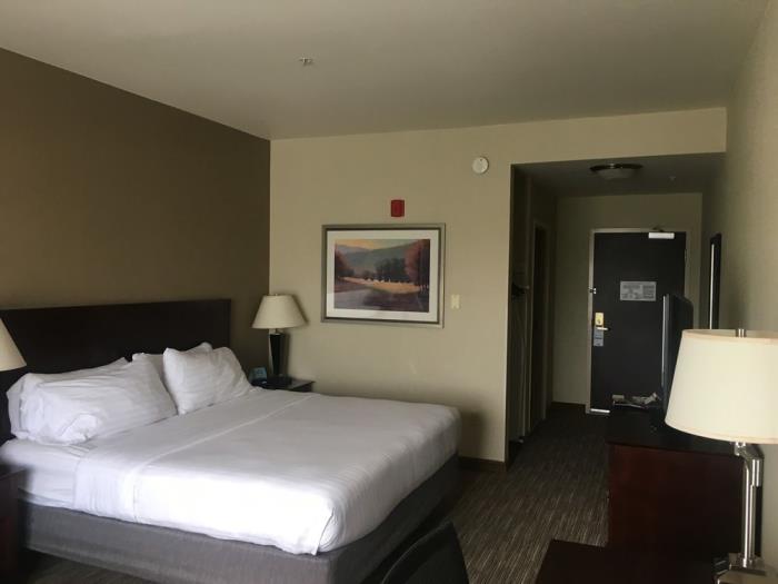 Holiday Inn Express Suites Napa American Canyon